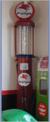 1930's MOBILGAS. RED & DARK BLUE, TALL VISIBLE WAYNE WITH GLOBE. NEW RESTORATION. 10ft. $4800